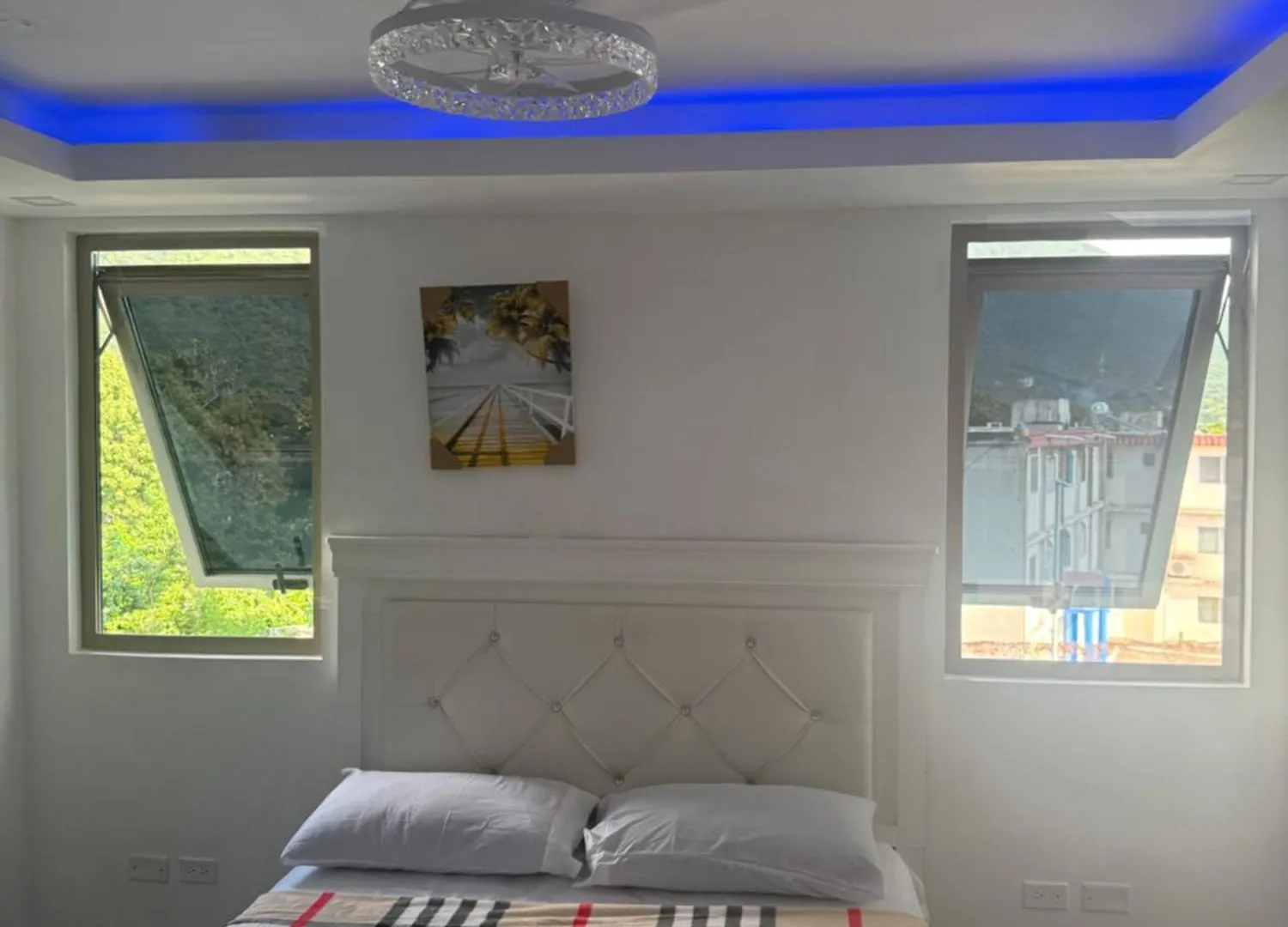 Luxury And Cozy Oasis W 24Hrs Pool Access At The Vineyard Kingston Apartment