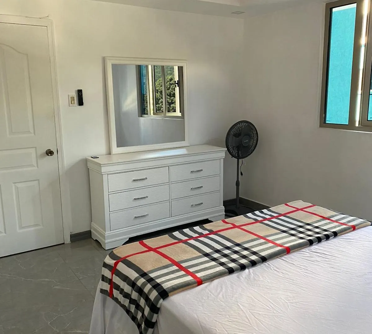 Luxury And Cozy Oasis W 24Hrs Pool Access At The Vineyard Kingston Apartment